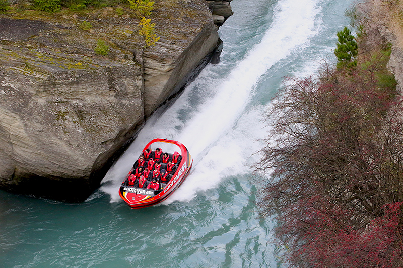 Shotover Jet : Arrowtown : South Island : New Zealand : Travel : Photos :  Richard Moore Photography : Photographer : 